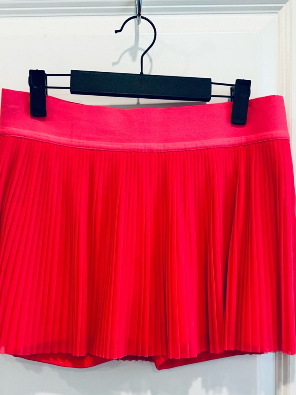 lululemon athletica Hot Pink Pleated Mini Skirt